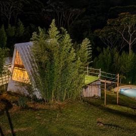 Glamping Villa Mar y Luz - Nido de Montaña, viešbutis Kalyje