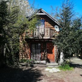 Cabañas Huilo-Huilo neltume – hotel w mieście Neltume