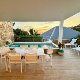 KOSY 3BR Villa