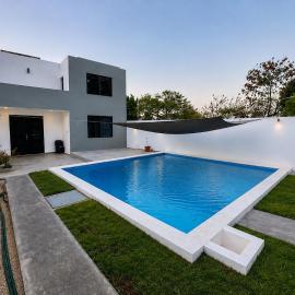 The Pool House Private pool in Merida