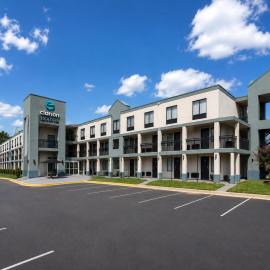 Clarion Pointe - Greensboro Coliseum Area
