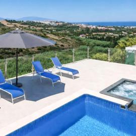 Amazing Apartment In Manilva, hotel em Manilva