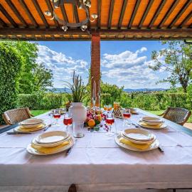 Villa Belvedere Stylish Villa on Tuscan Hills