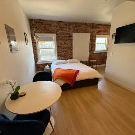 Newly Renovated Glendale Studio - #401