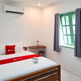 Padangan में, होटल RedDoorz at Amala Heritage Bojonegoro