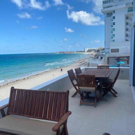 capitan suites sea view