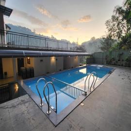 Triple F Inn Munnar - Luxury Pool Resort, hotel Anachal városában