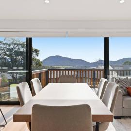 Bright and Beautiful Hobart Stay