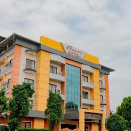 Royal Riviera Hotels & Resorts, hotel i Kumarakom