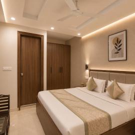 Hotel Silver Grand - Sec 49 Noida, hotell i Noida