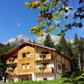 Tuenno में, होटल Chalet Tovel - Mountain Lake
