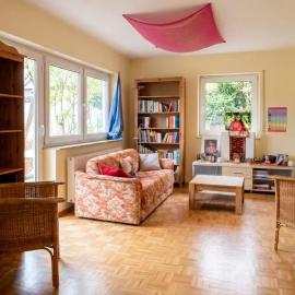 Quiet Apartment on Schönberg – Hiking, Vineyards & Freiburg