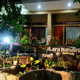Lara mandiri homestay