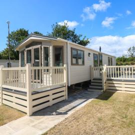 Number 19, Hotel in Ferryside