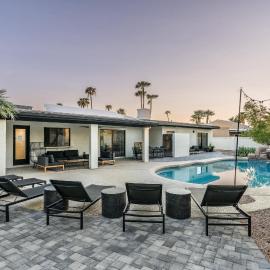 Exciting backyard entertainment and close to exclusive golf courses at La Quinta Del Sol
