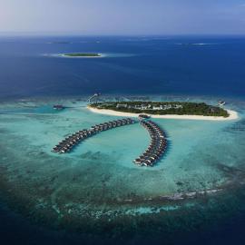 Kuredhivaru Resort and Spa - Maldives, хотел в Manadhoo