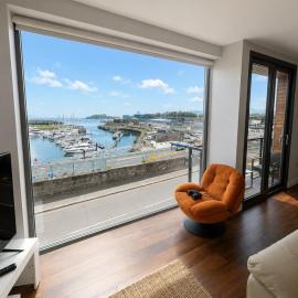 High end Marina, Balcony, Views, Parking