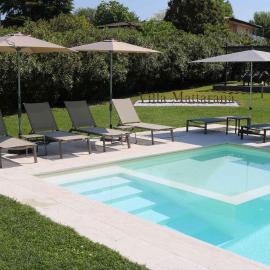 Apartment with Pool in Mattarana-Gardasee 57798, hotel u gradu 'Ronchi'