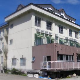 Kadowakikan, hotel di Nozawa