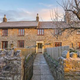 Spacious-Rustic Cottage-Dog Friendly-w log burner, Hotel in Worle