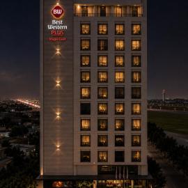 Best Western Plus Maple Leaf