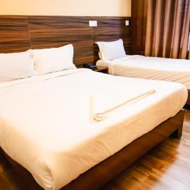 Hotel Pokhara Lake Sarowar