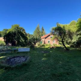 Ruhige FeWo im Nussbaumhof - Komfort & historisches Ambiente, hotel em Plath