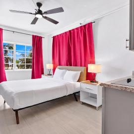 Tranquil Studio Oasis Near South Beach Miami, hotel v Miami Beach