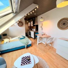 L'Odyssée - Studio cosy avec vue Mer - Lumineux - Parking - Wifi