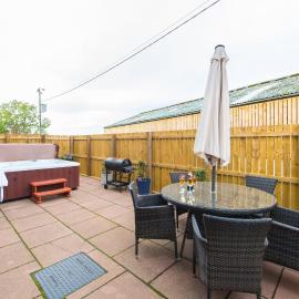Old Byre at Rossie Ochil Estate Cottages with Hot Tub, Perthshire