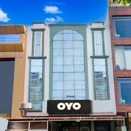 Hotel O WHITE SWAN
