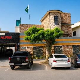 Hotel Alpine Karachi