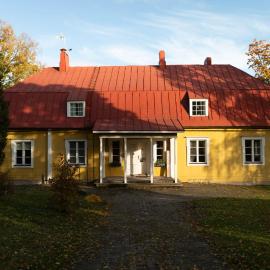 Kartanohotelli Artturi, hotel en Söderkulla