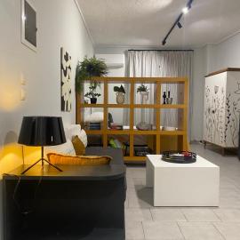 TinyCube, hotel din Naupactus