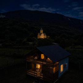 ArtWine Cottage