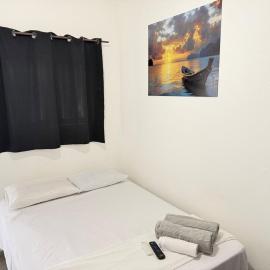 Quarto com Cama Casal & Banheiro Privativo