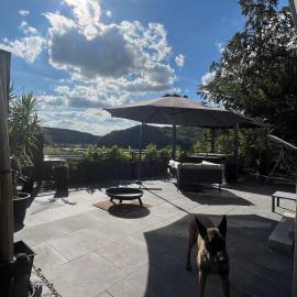 Spa-Villa mit privatem Whirlpool&Sauna und Panoramablick，位于Wellheim的酒店