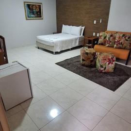 Oasis Hotel, hotel en Severínia