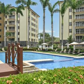 Costa Linda Modern Apto Walk to the Beach Pool AC