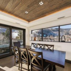 Village Retreat with Sweeping Mountain Views, Hotel in Vail