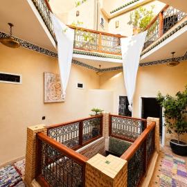 Riad Hna Ben Saleh - Traditional Guest House near Jemaa el-Fnaa Square, hotelli Marrakechissa