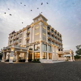 Hotel Travancore Palace Cochin