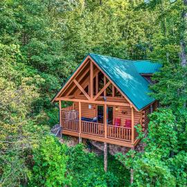 Awesome Escape Cabin - 2 King En Suites & Hot Tub