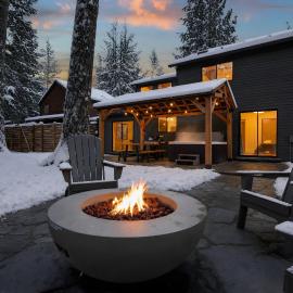 Stay Portland - Alpine Retreat Hot Tub, Fire Pit & Game Room, готель у місті Rhododendron