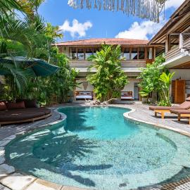 Villa Shakti with a Private Pool & Yoga Shala in Bingin, hotell sihtkohas Uluwatu