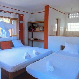 Hotel Analamazaotra - Aloe & Rosette, hotel u gradu 'Moramanga'