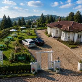 Hill Cliff Bungalow، فندق في نوارا إليا