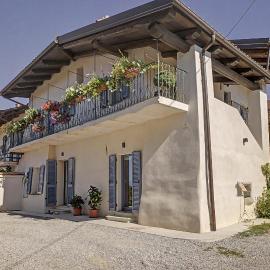 Abbraccio - Casa Vacanze, hotel i Dogliani