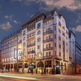 Mövenpick Hotel Budapest Centre, хотел в Будапеща