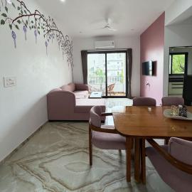 The Wisteria House - 3BHK Suite in City Centre